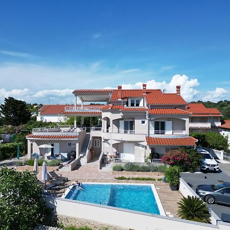 Villa Gehl Лопар Екстер'єр фото