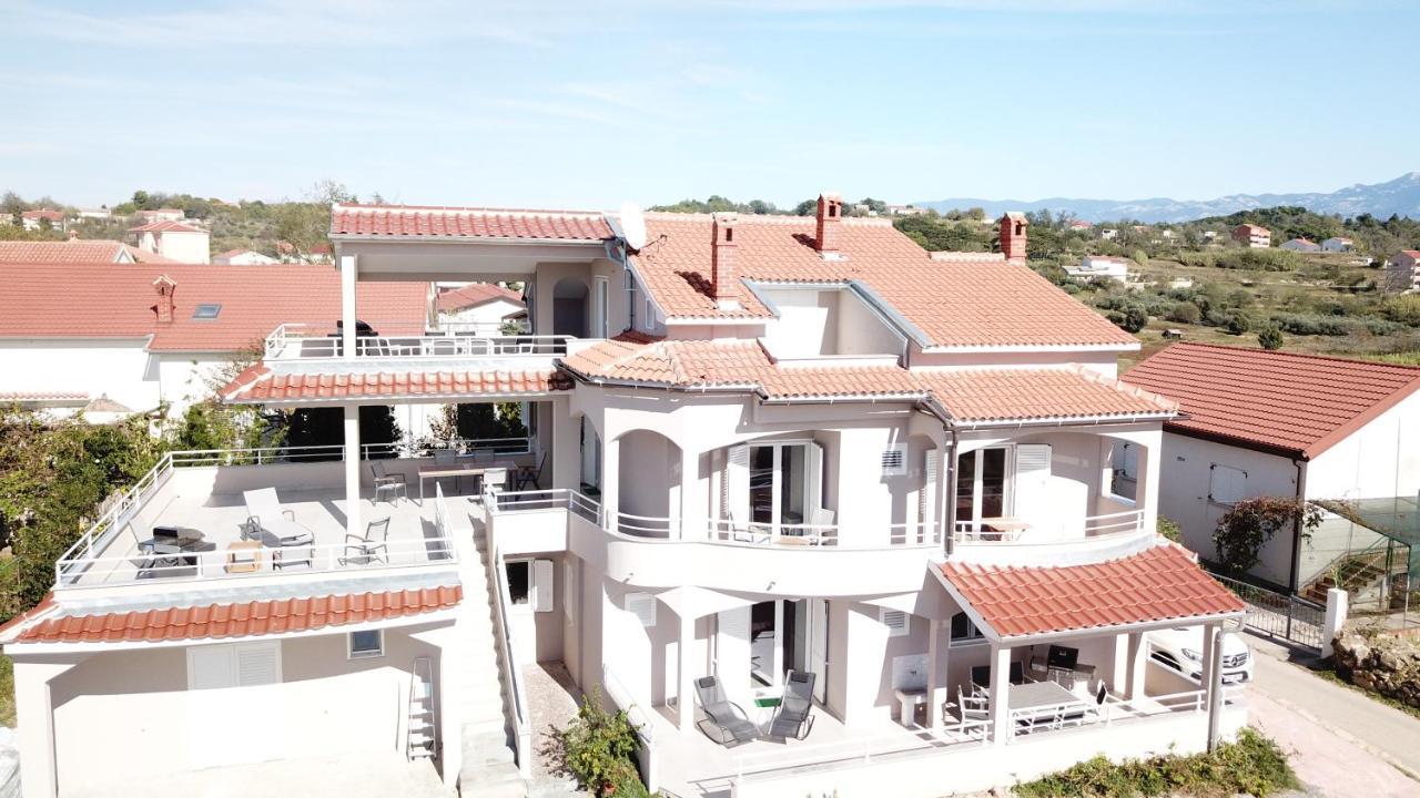 Villa Gehl Лопар Екстер'єр фото